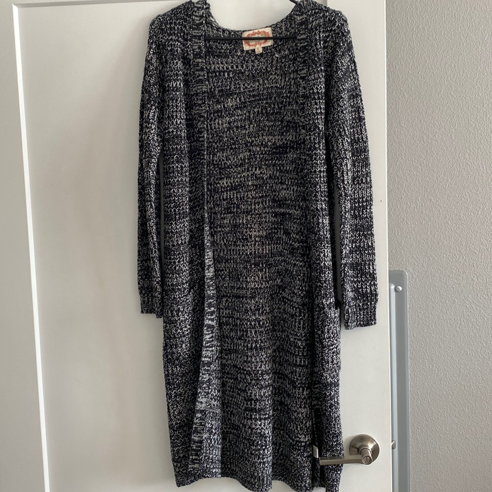 Long cardigan sweater